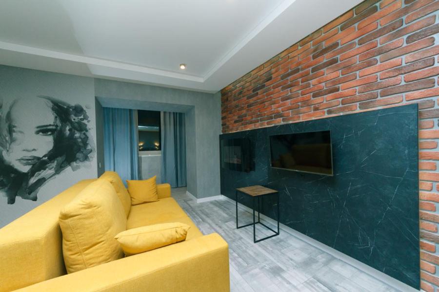 Apartments In Center Metro Olimpiyskay Velyka Vaselkivska Street Kiev Extérieur photo